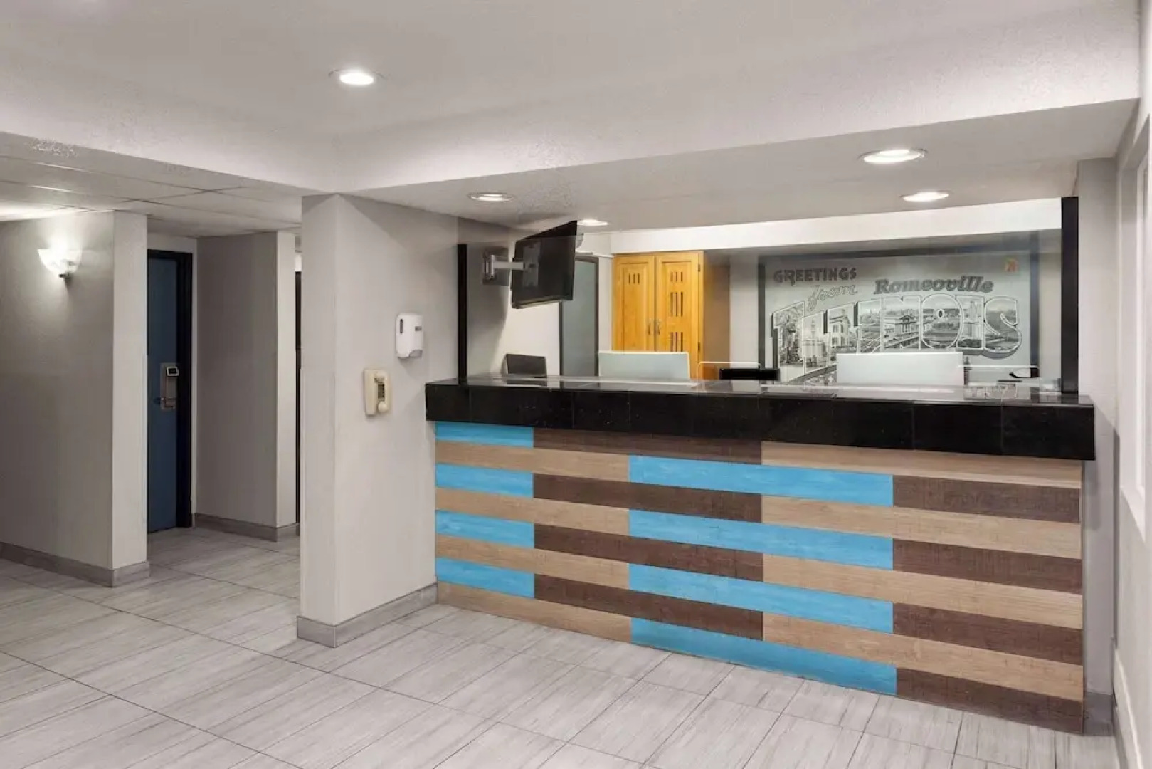 Super 8 Romeoville Bolingbrook