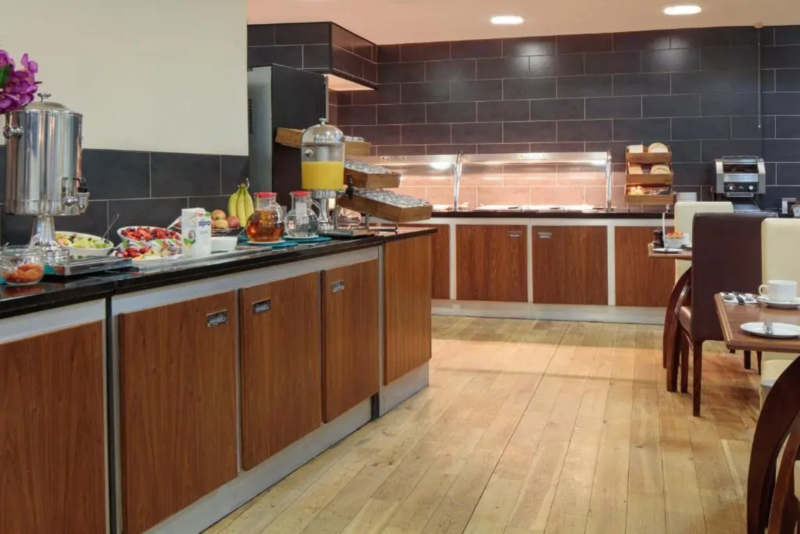 Worcester Whitehouse