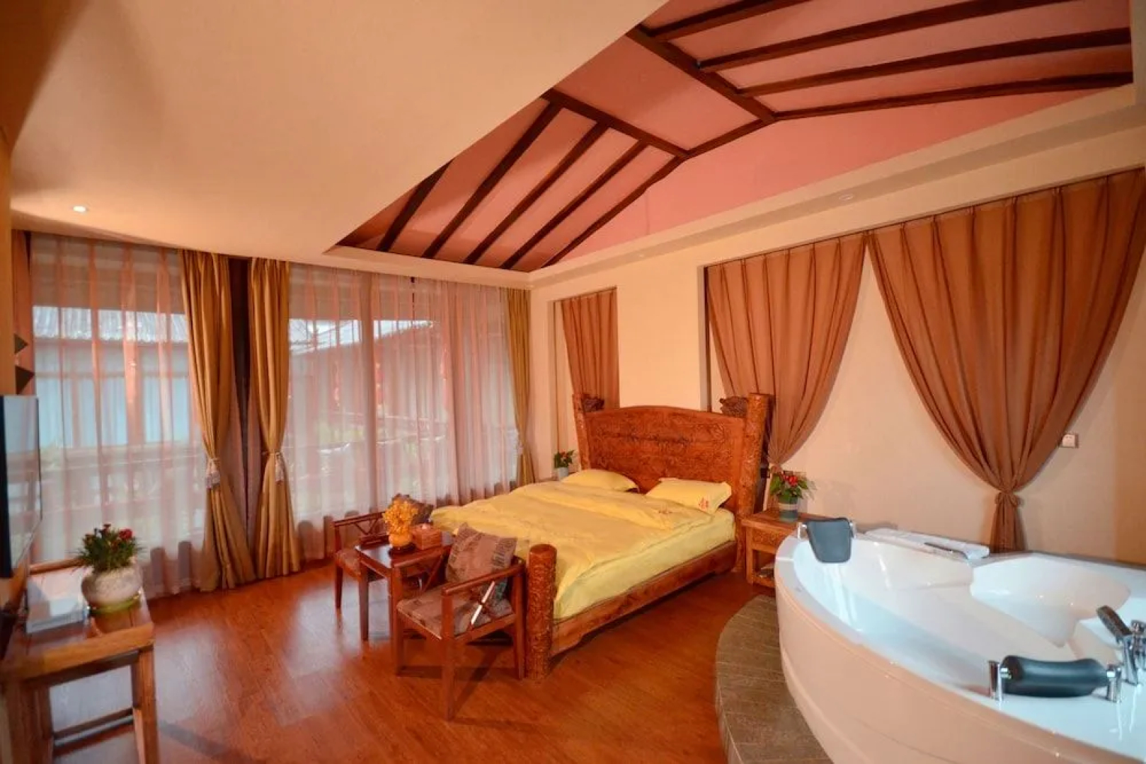 Xiyue Feng Shui Health and Wellness Inn