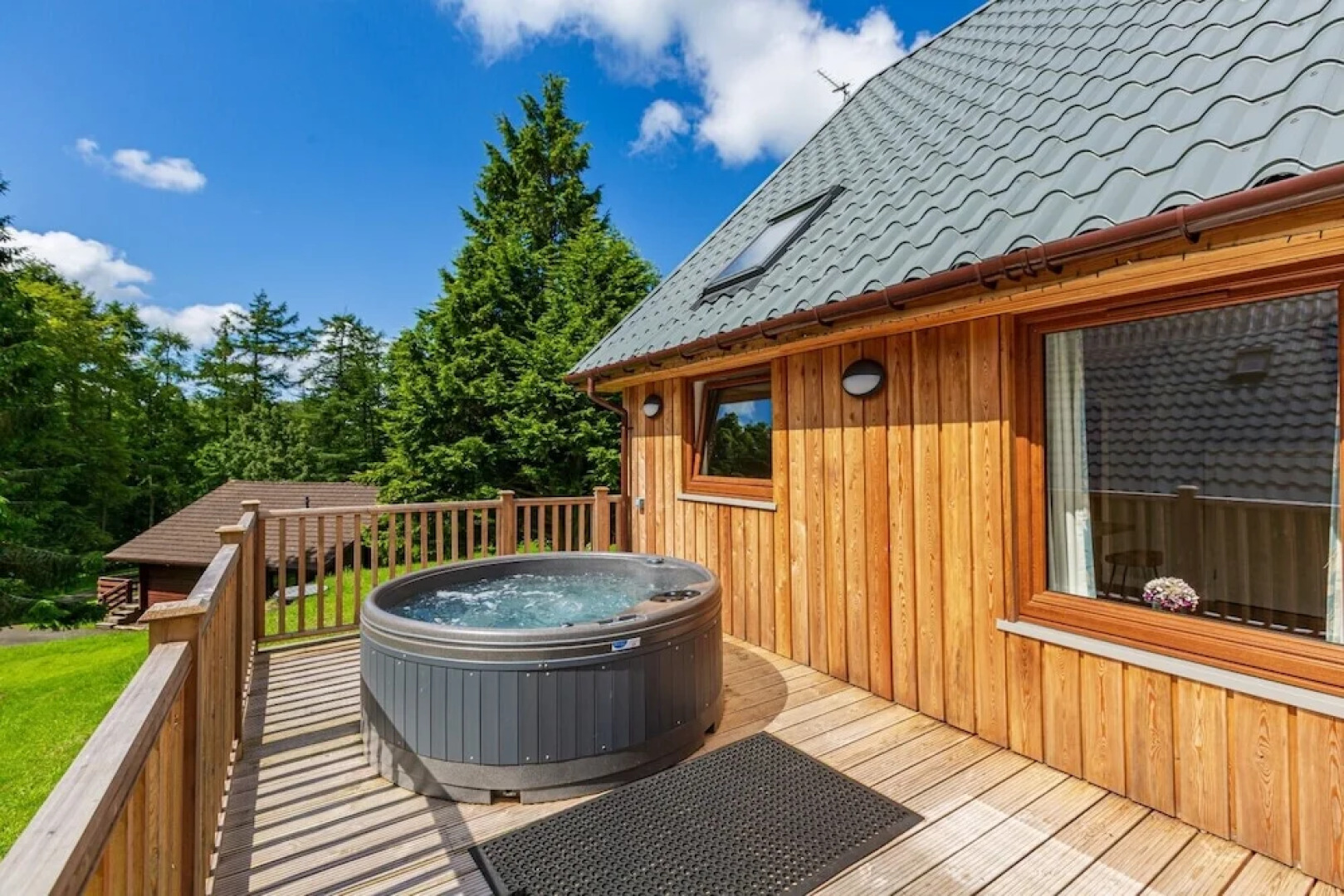 Lord Galloway 38 With Hot Tub, Newton Stewart