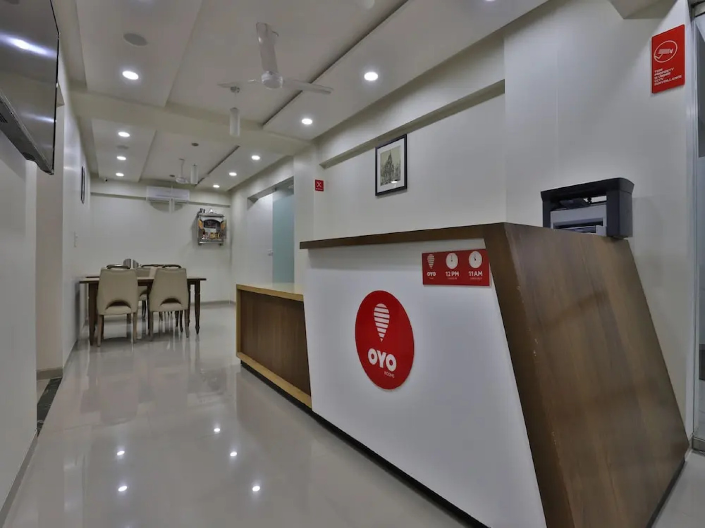 Collection O 12462 Hotel Shiv Inn