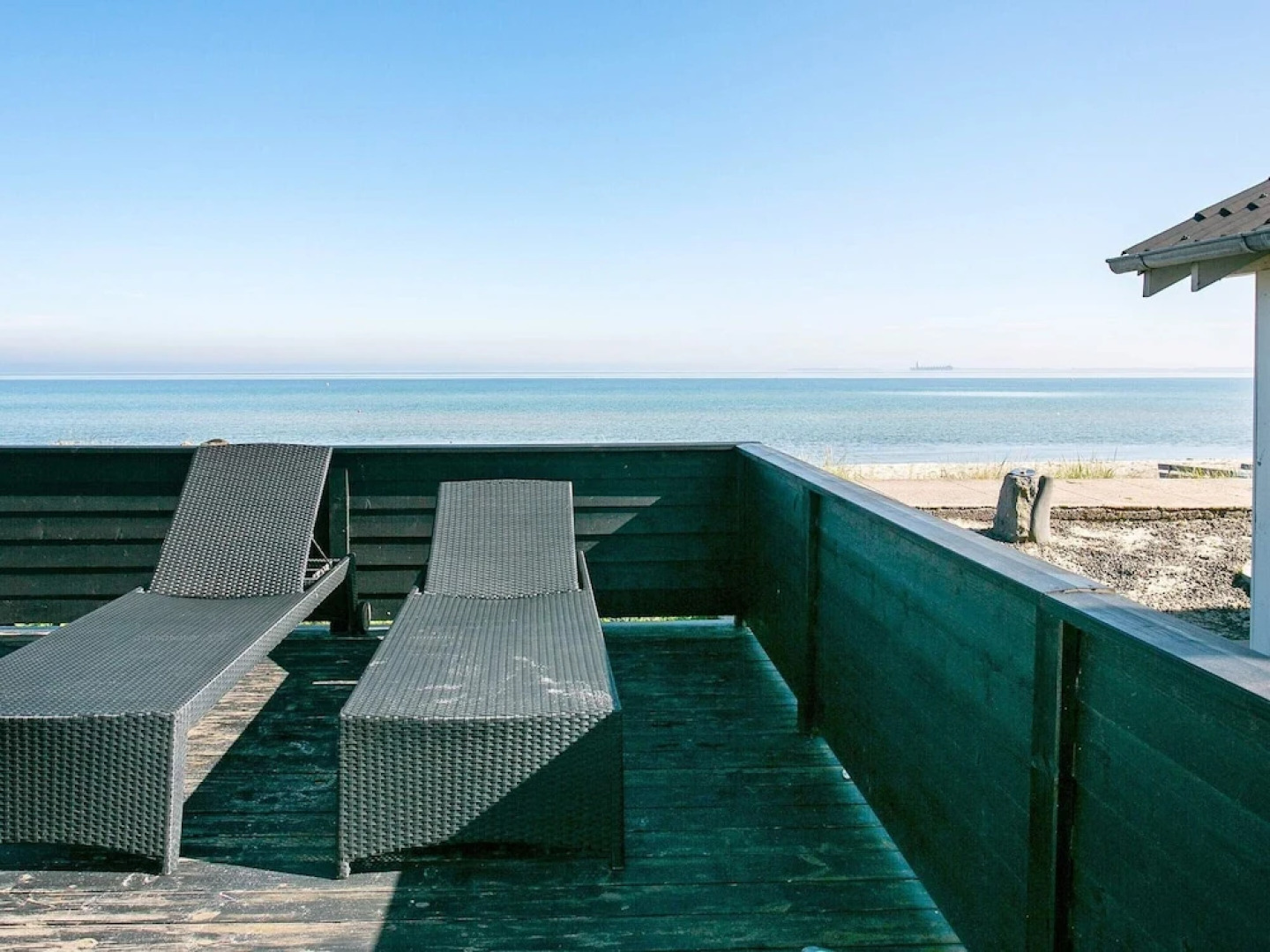 Beachfront Beauty in Hasmark - By Traum Ferienwohnungen