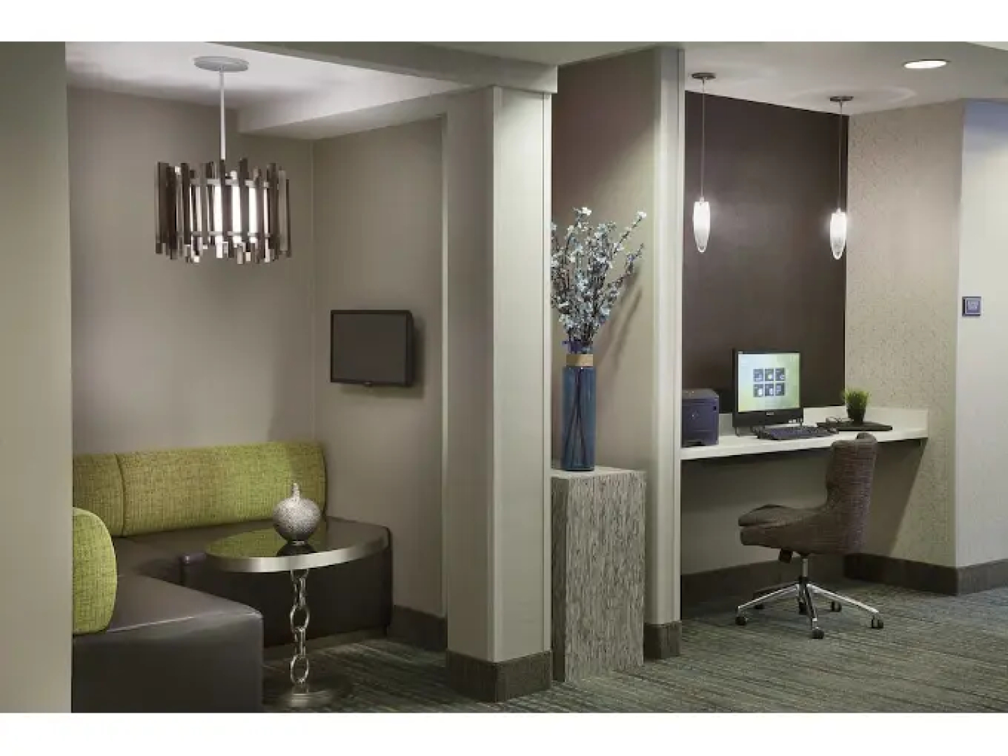 Cambridge Suites Mississauga