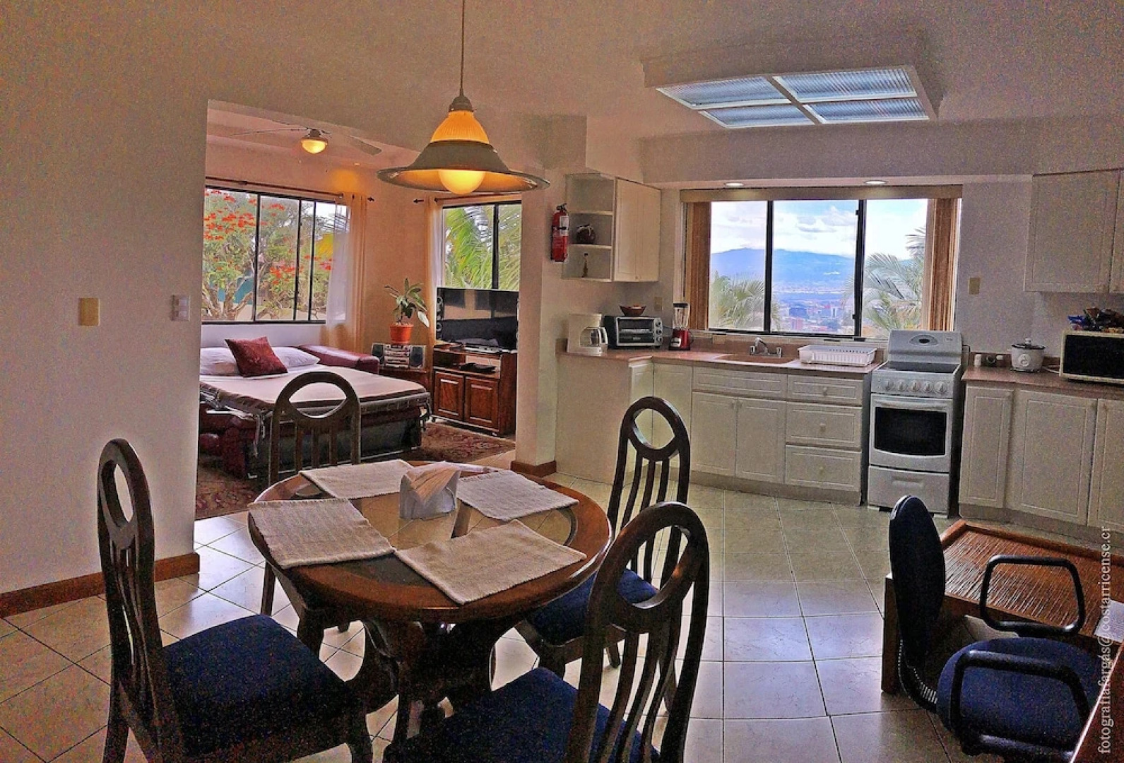 Casa Reflejos City View