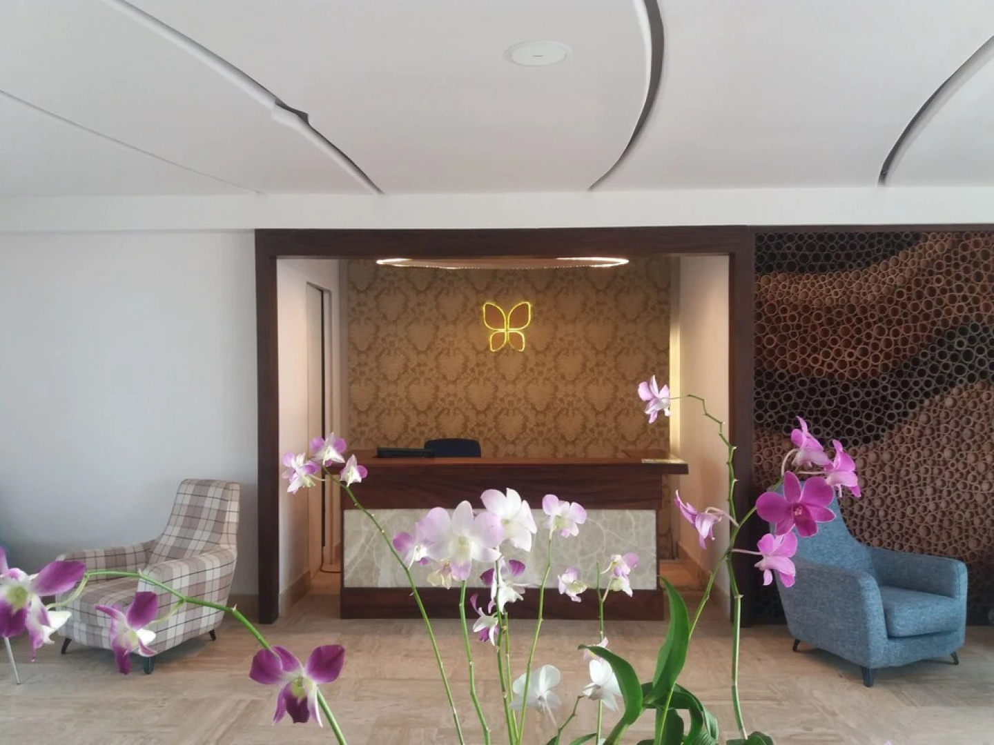 Reefs Edge Hotel