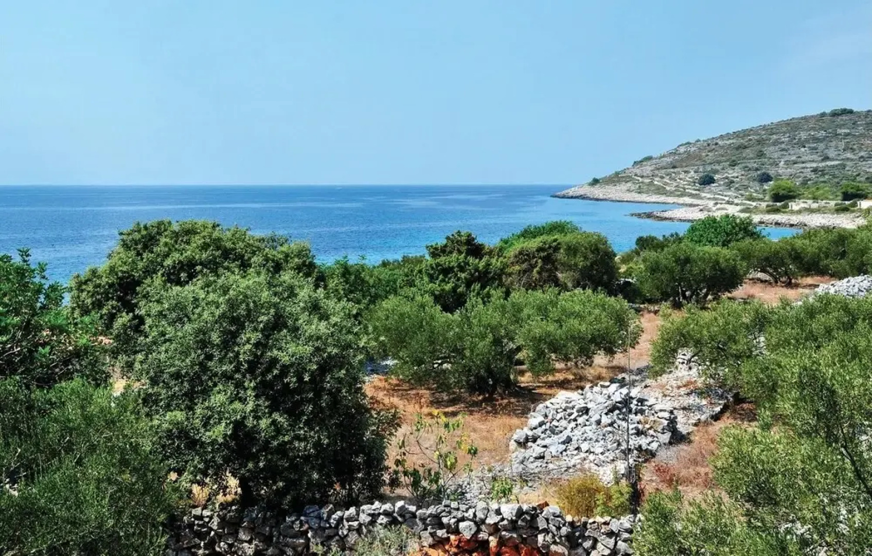 Stunning Home in Drvenik Mali With Wifi and 2 Bedrooms