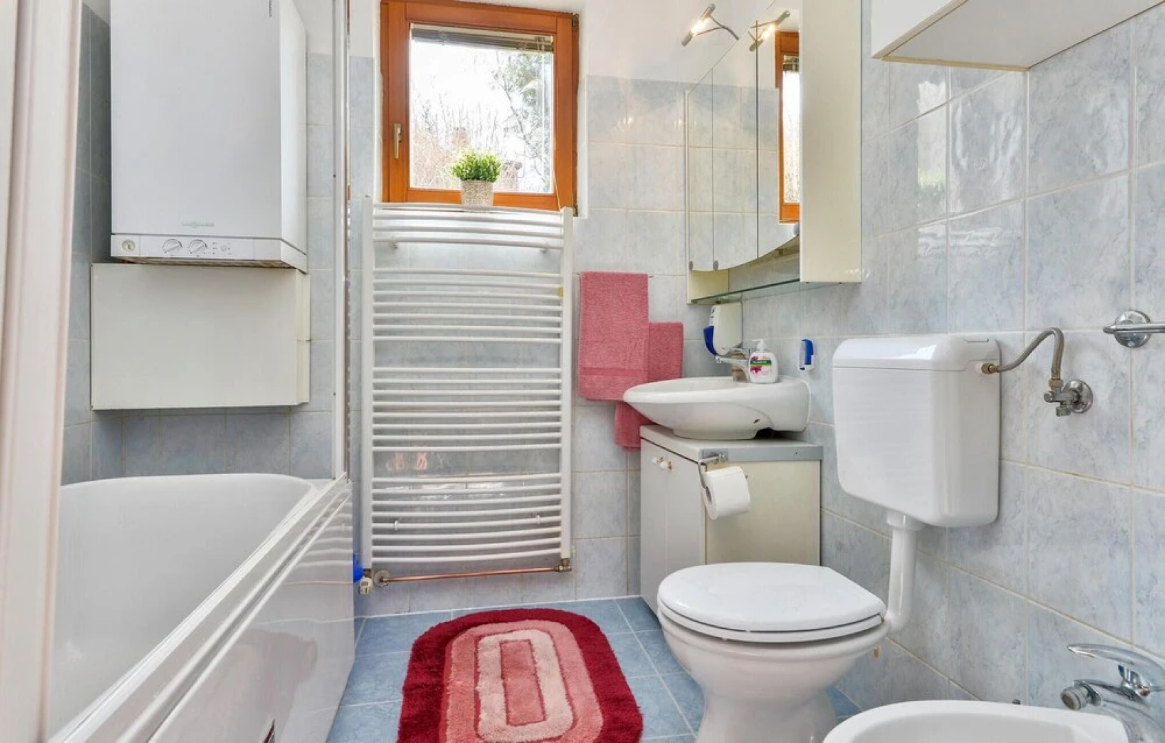 Awesome Home in Jastrebarsko With Sauna, Wifi and Outdoor Swimming Pool