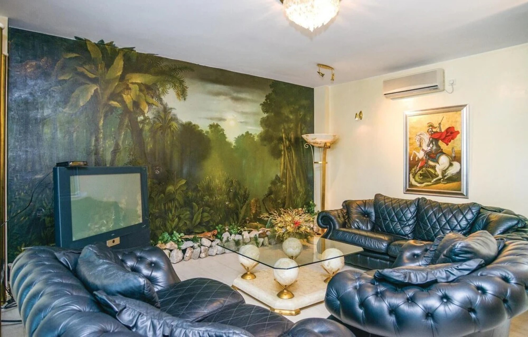 Stunning Home in Makarska with Hot Tub, Sauna & 9 Bedrooms