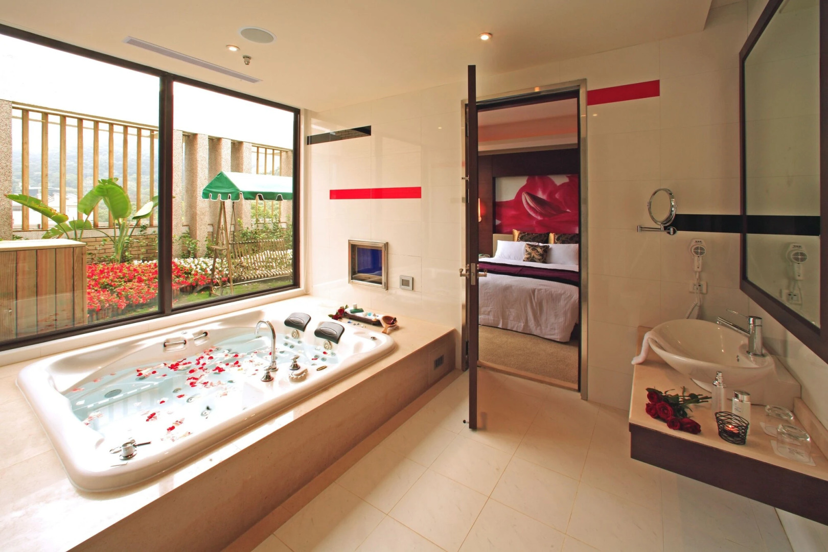 Norway Forest Tamsui Motel