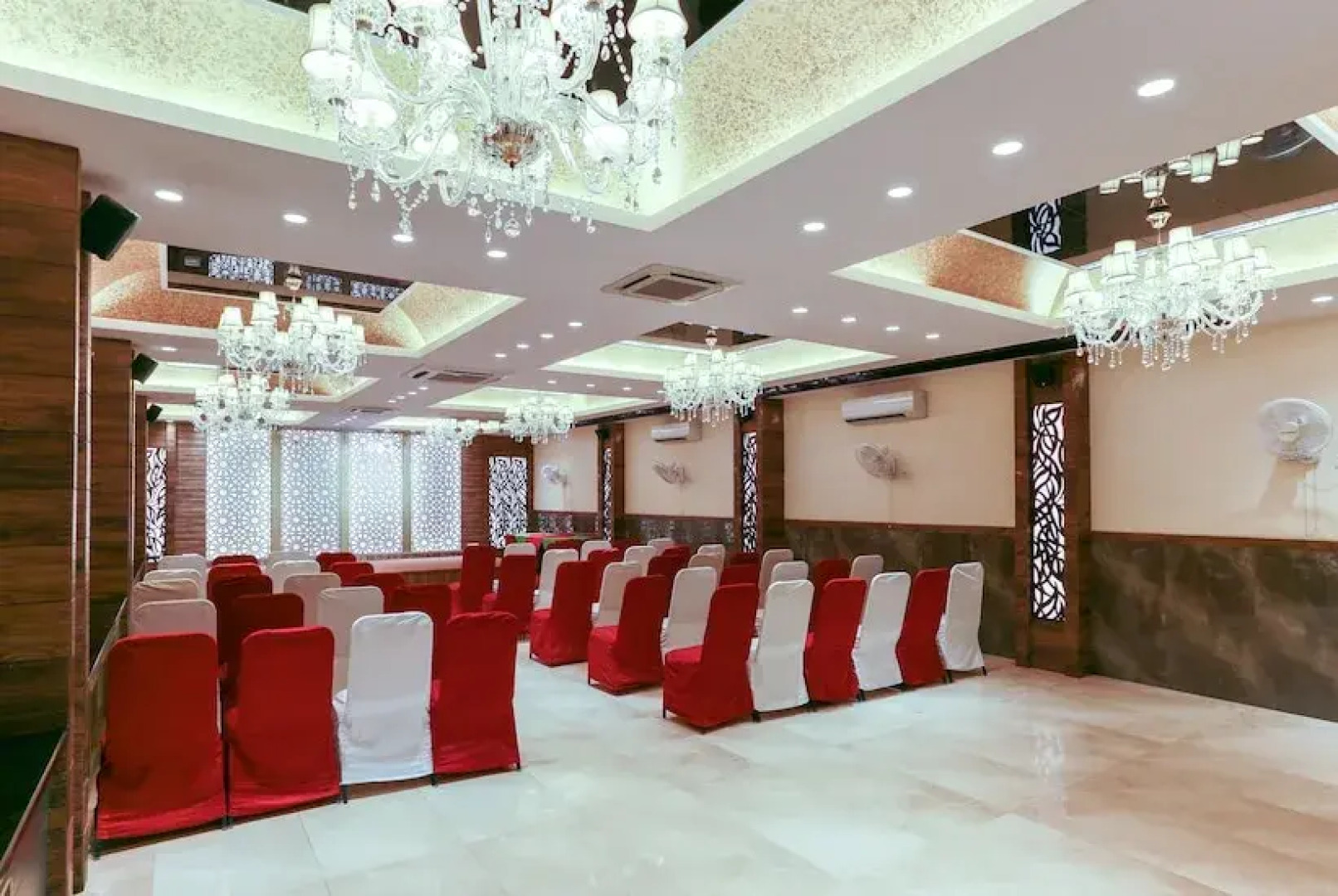 Hotel Shrinath Palace