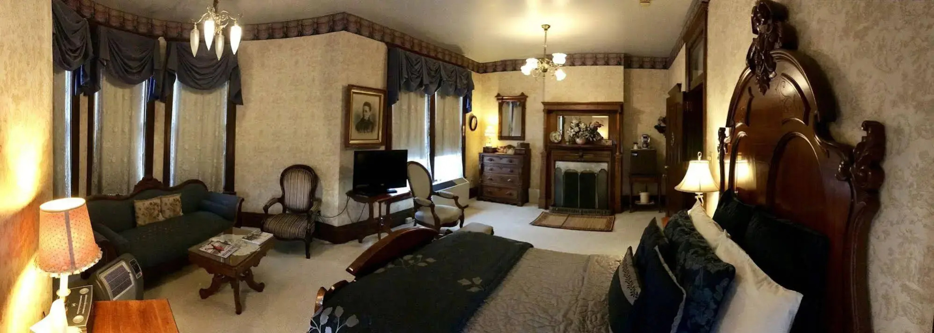 Redstone Inn And Suites