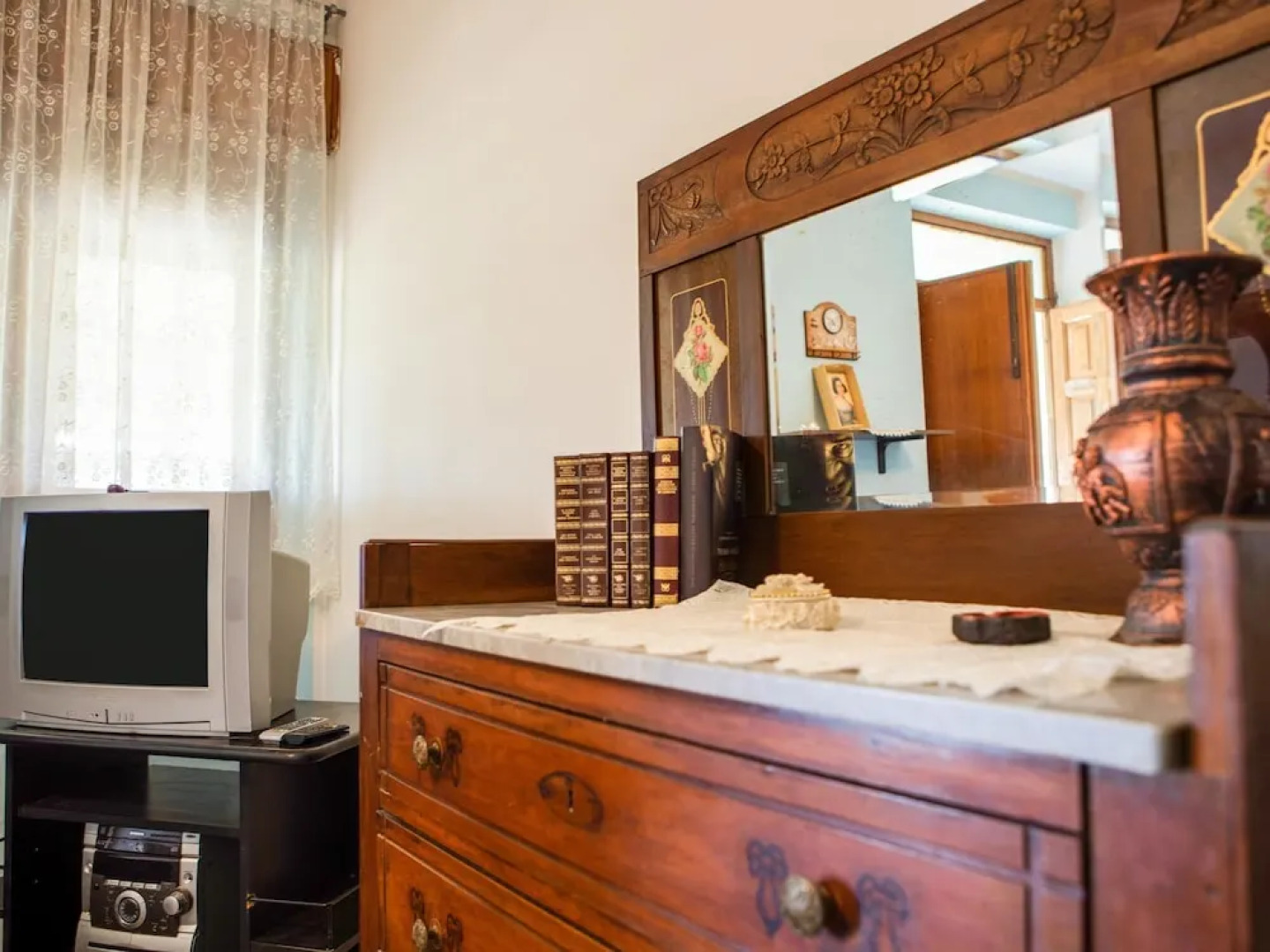 Valley-view Holiday Home in Sperlinga With Private Pool