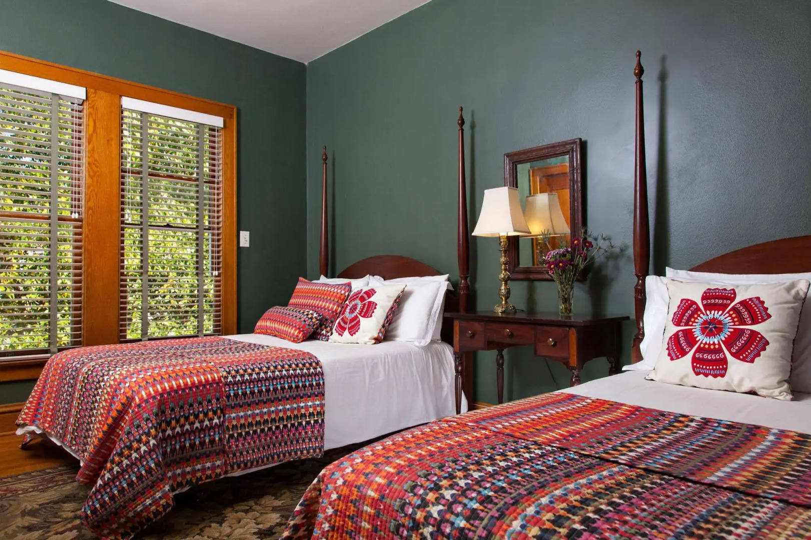 The Guest House Inn on Courthouse Square