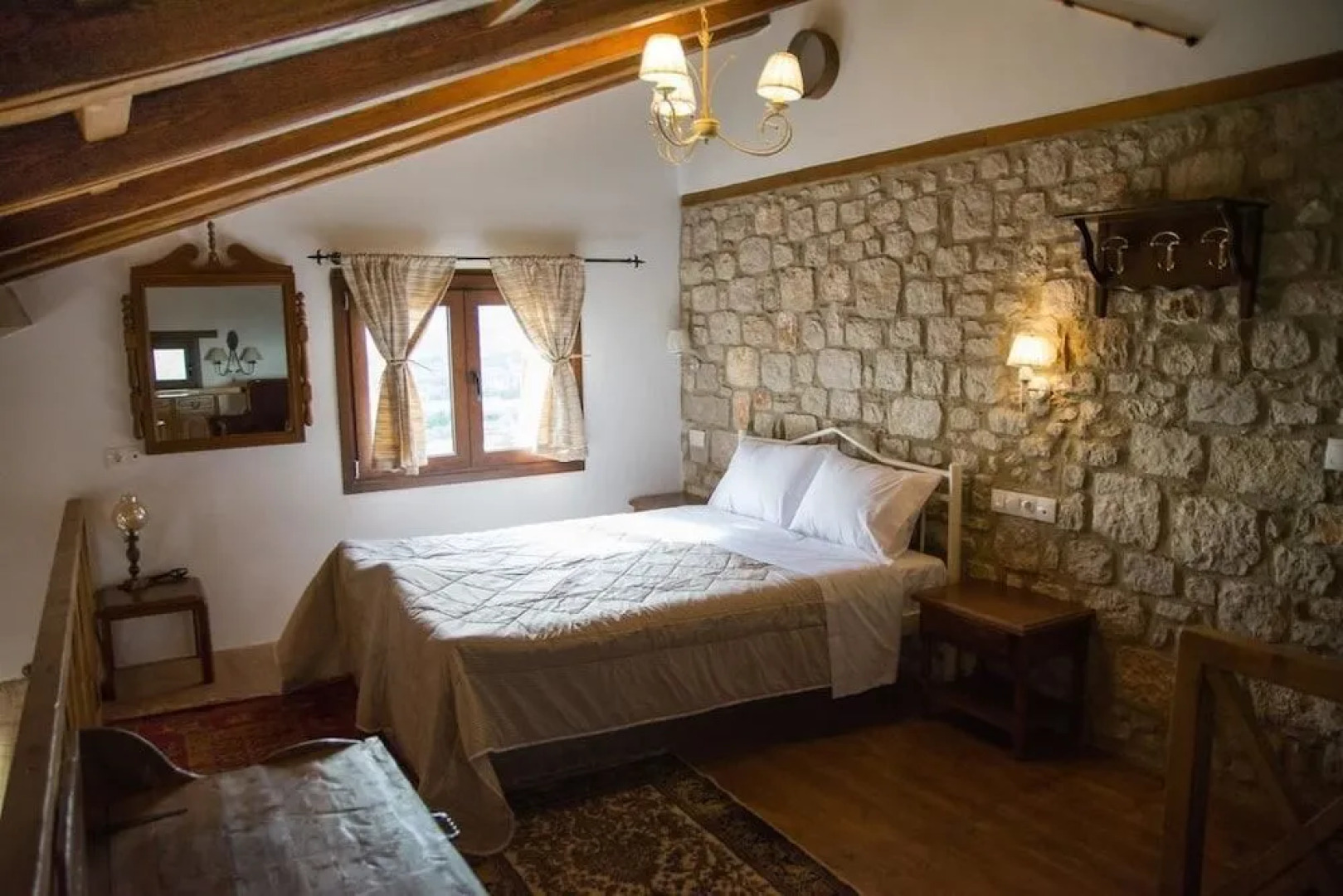 To Stolidi tis Psinthou