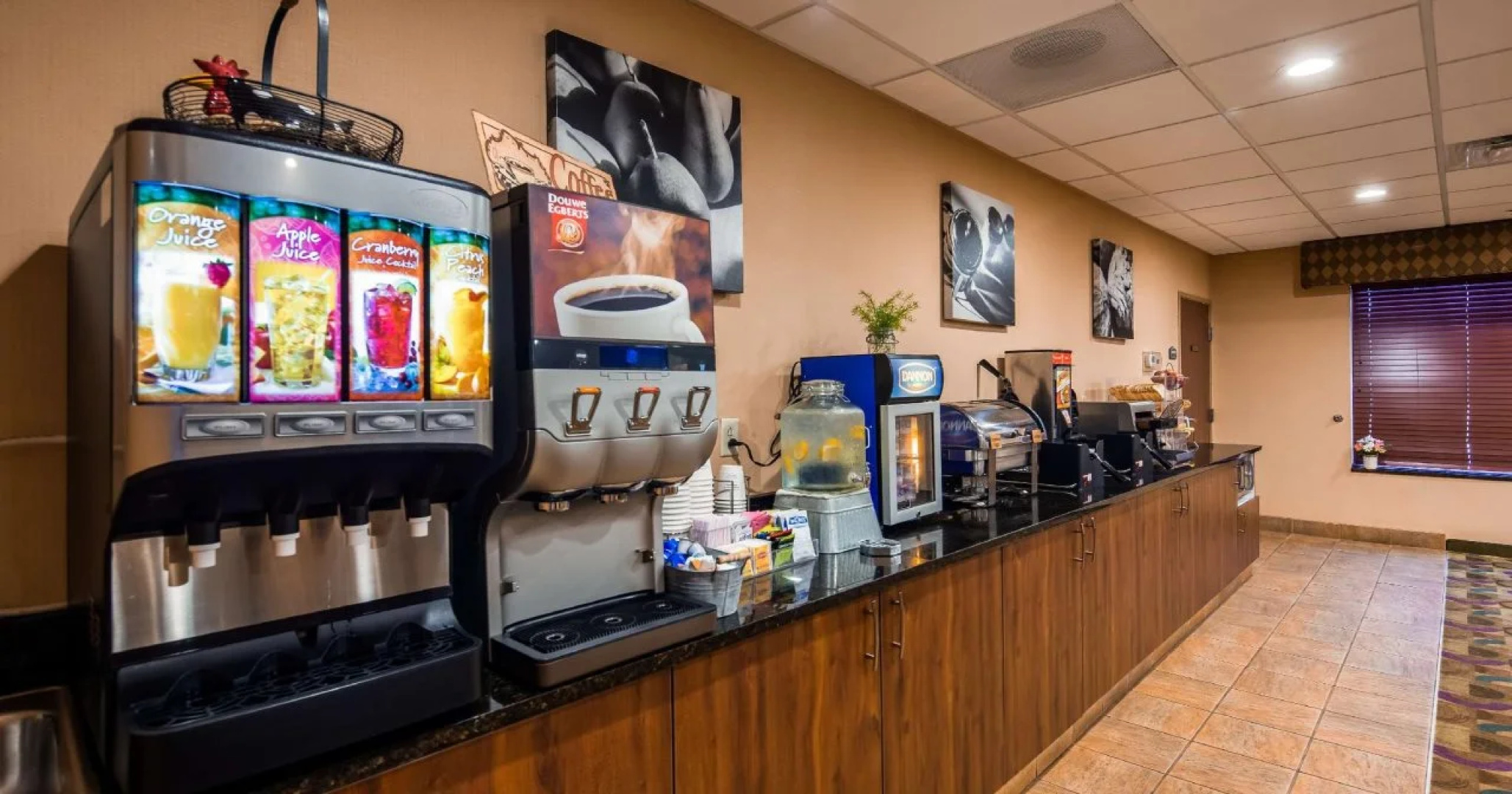 Best Western Plus Victor Inn & Suites