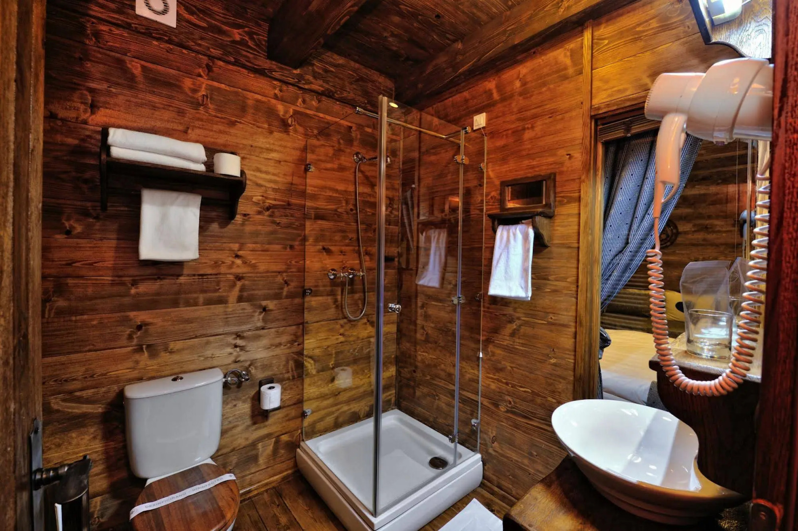 Ethno Houses Plitvica Selo