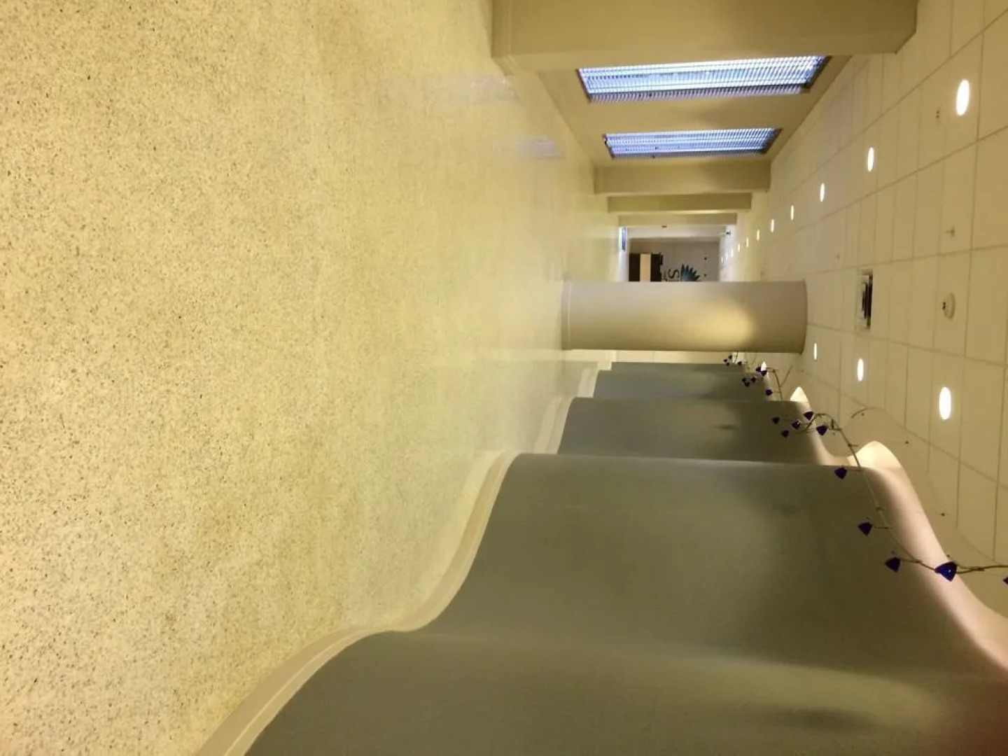 Hollywood Apartment by the Sea