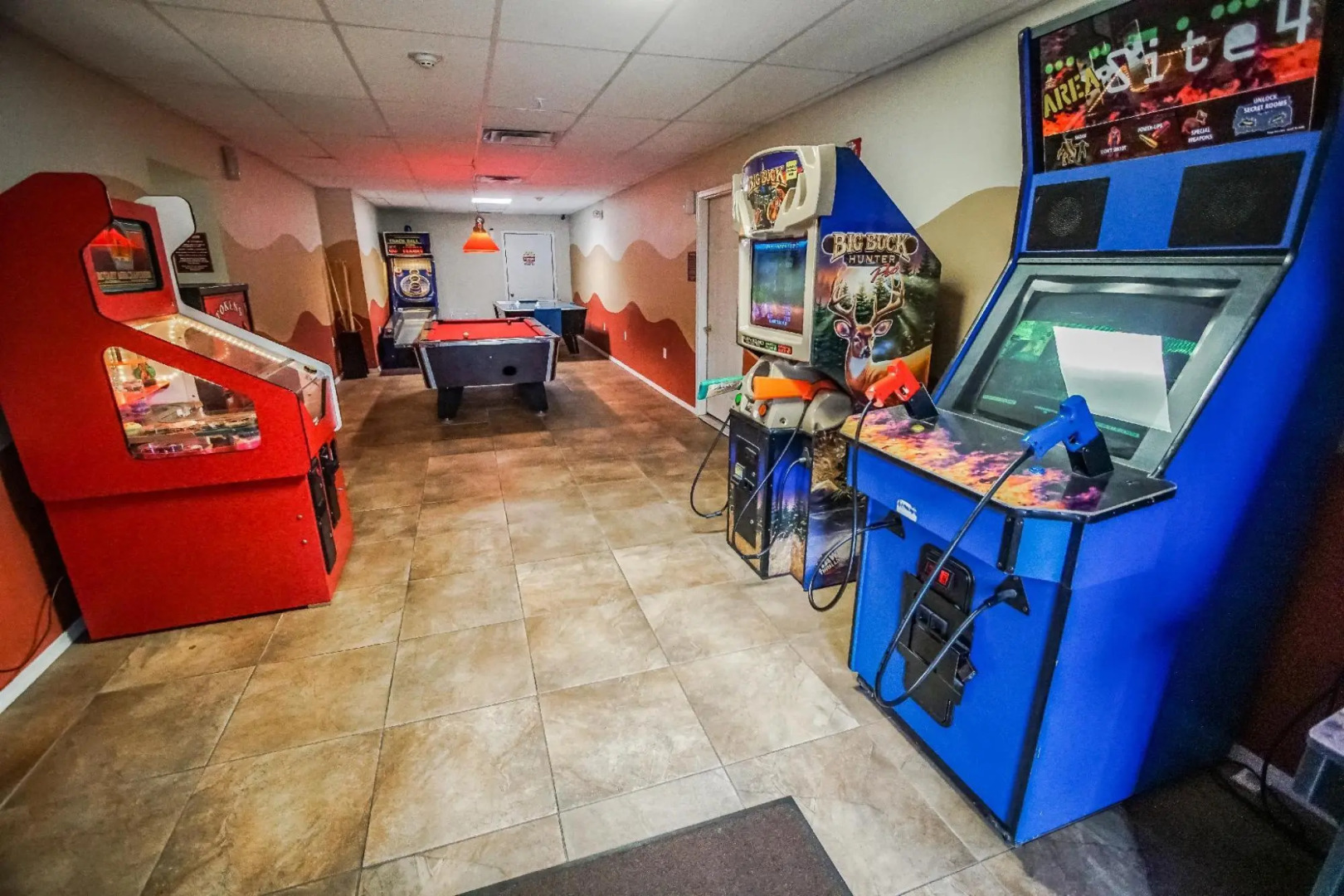 Surreys Grand Crowne Resort