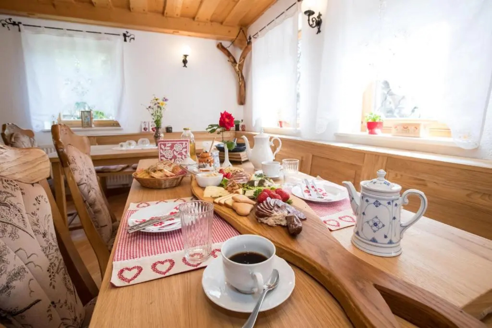 Domačija & Apartmaji Katrnjek