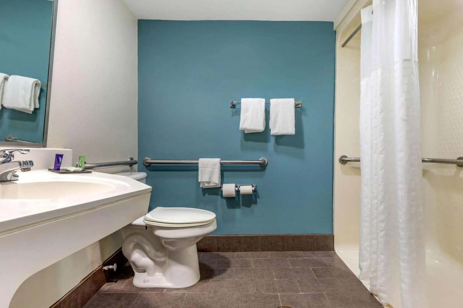 Sleep Inn & Suites