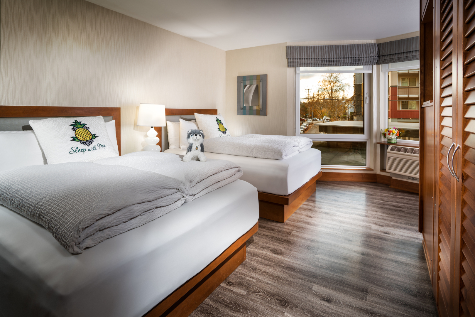 Staypineapple, Watertown Hotel, University District Seattle