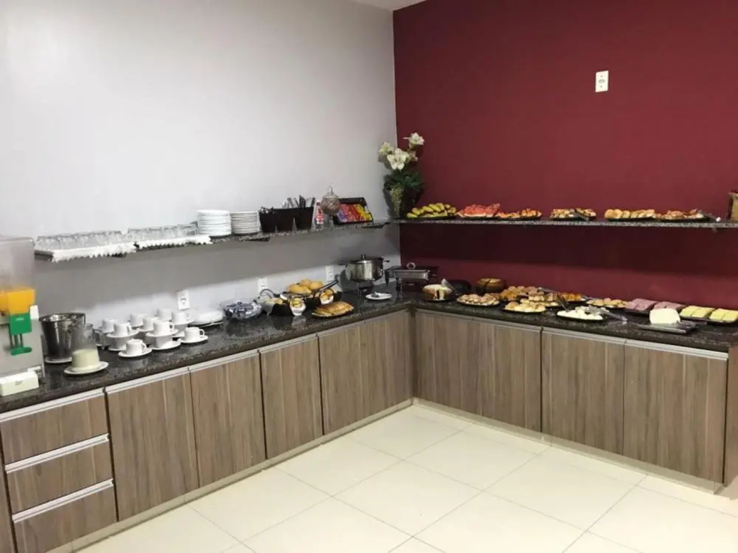 Lider Hotel