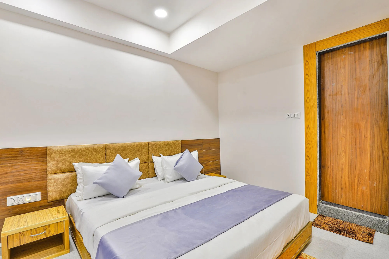 FabHotel Parkland A