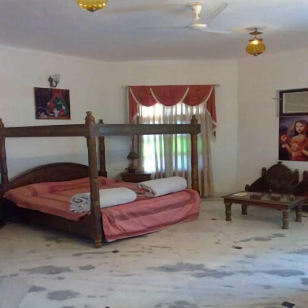 United-21 Royal Resort