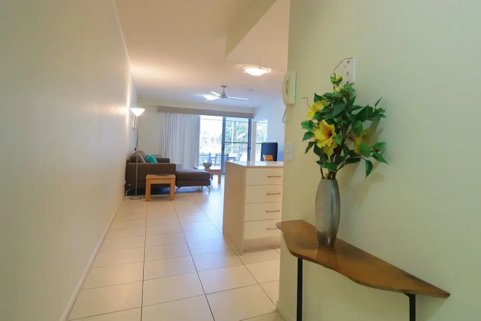 Drift North #2 - Swim up Apartment