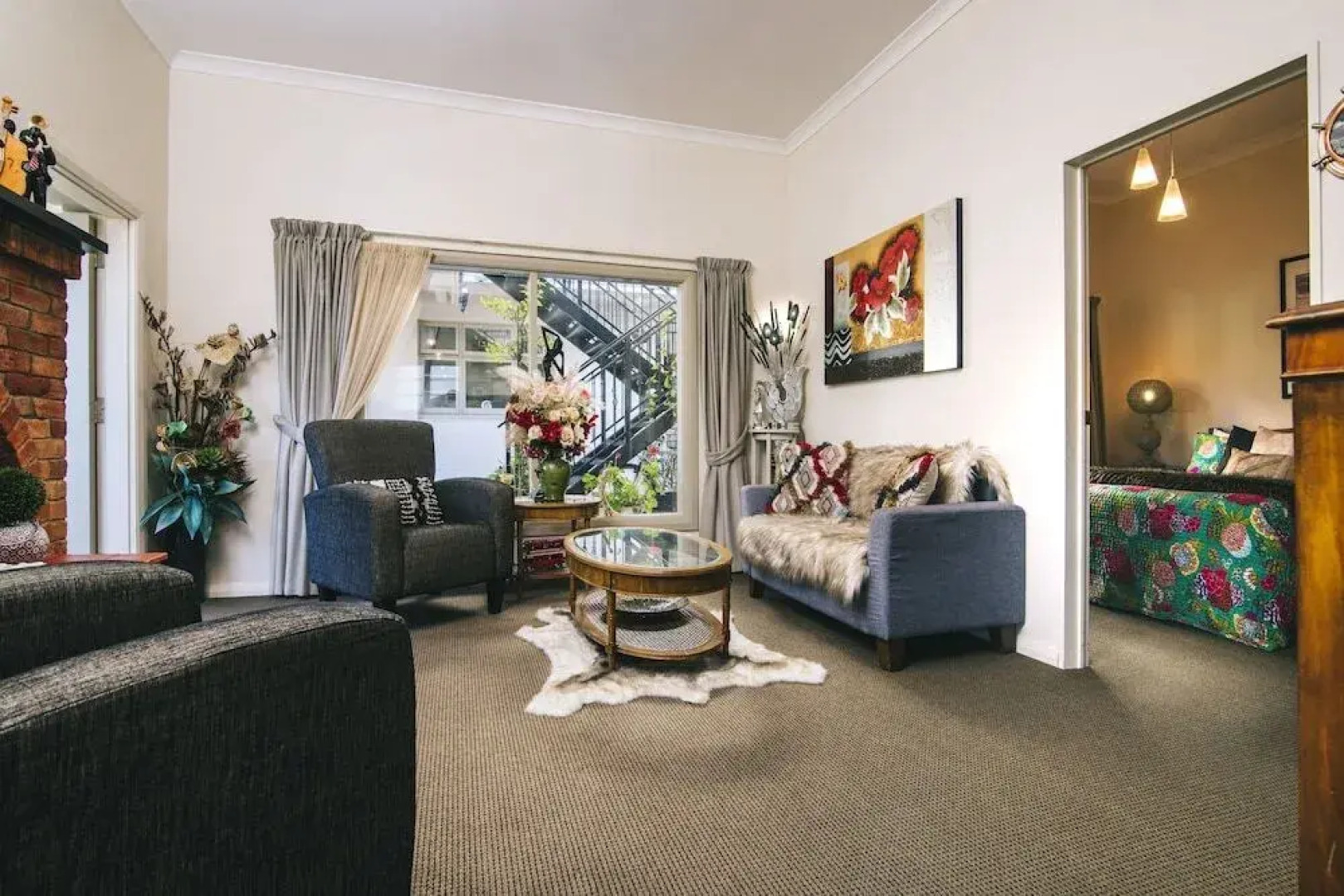 Art Deco Apartment 1