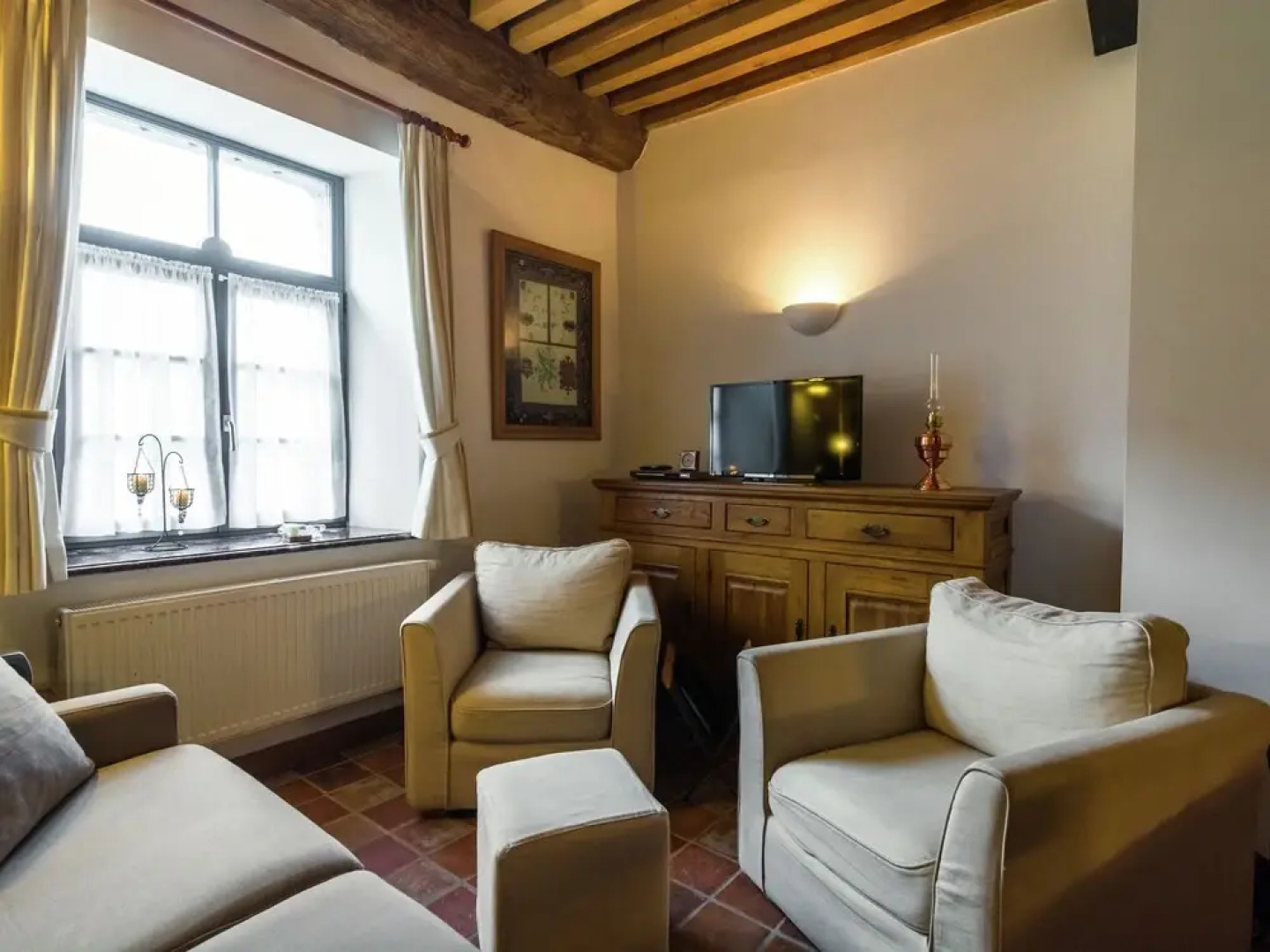 A Cottage Rich in History in Macon