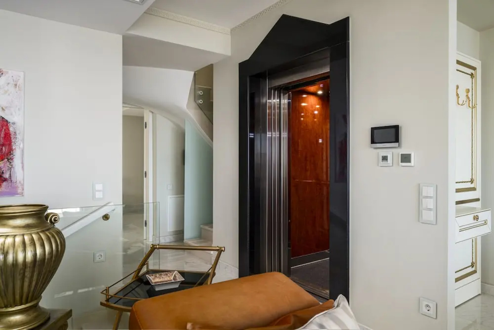 Villa Monte Leone by Konnect with Pool, Hot Tub, Spa Room & Stunning Seaview