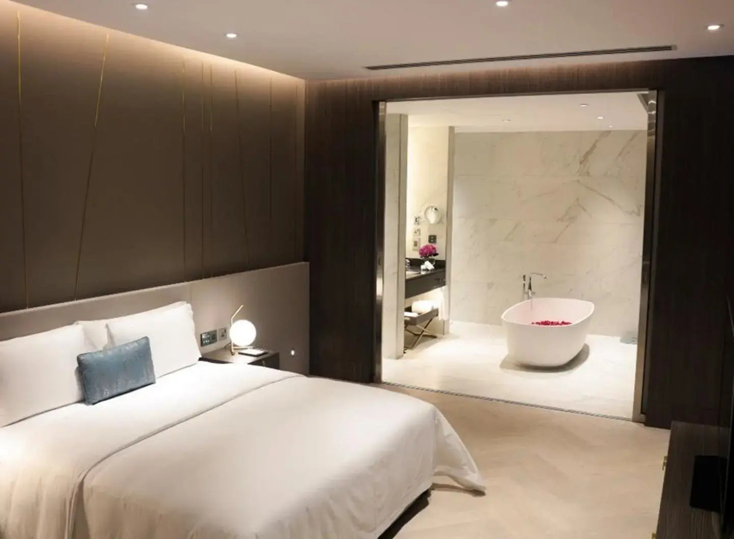 Views Hotel & Residences