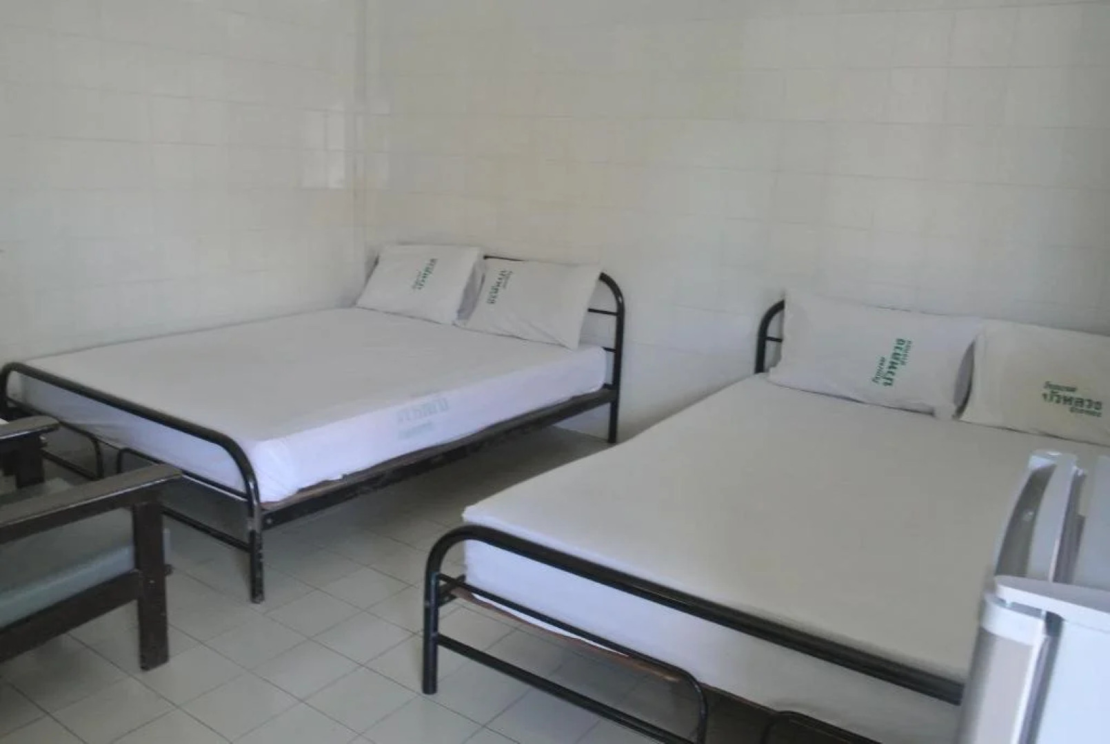 Bualuang Angthong Hotel