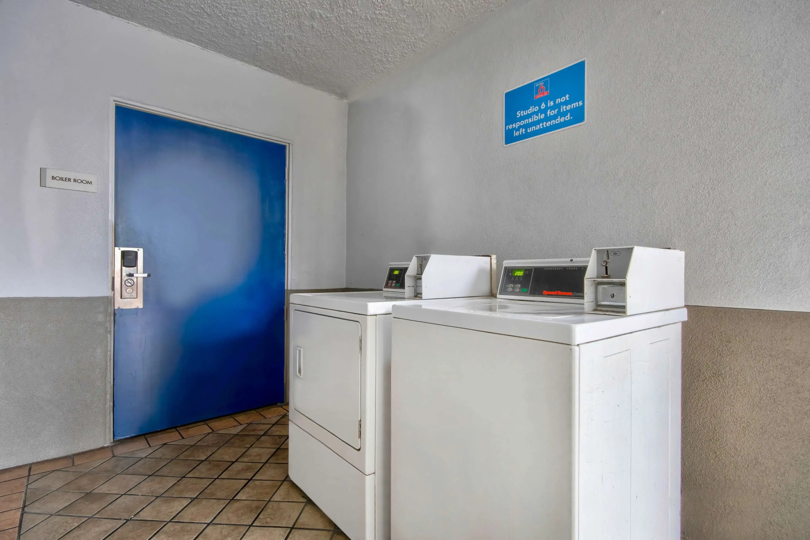Studio 6 Suites – San Bernardino, CA