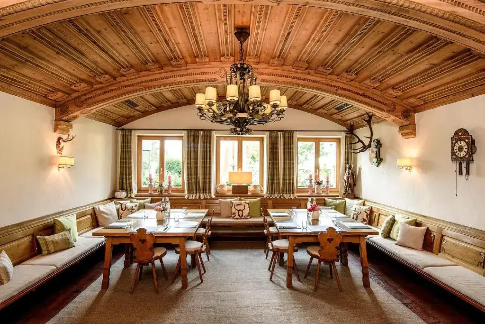 Bauer Hotel & Restaurant