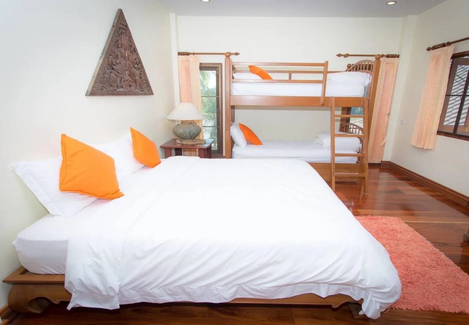 Tharnrarin Villa Suphan Buri