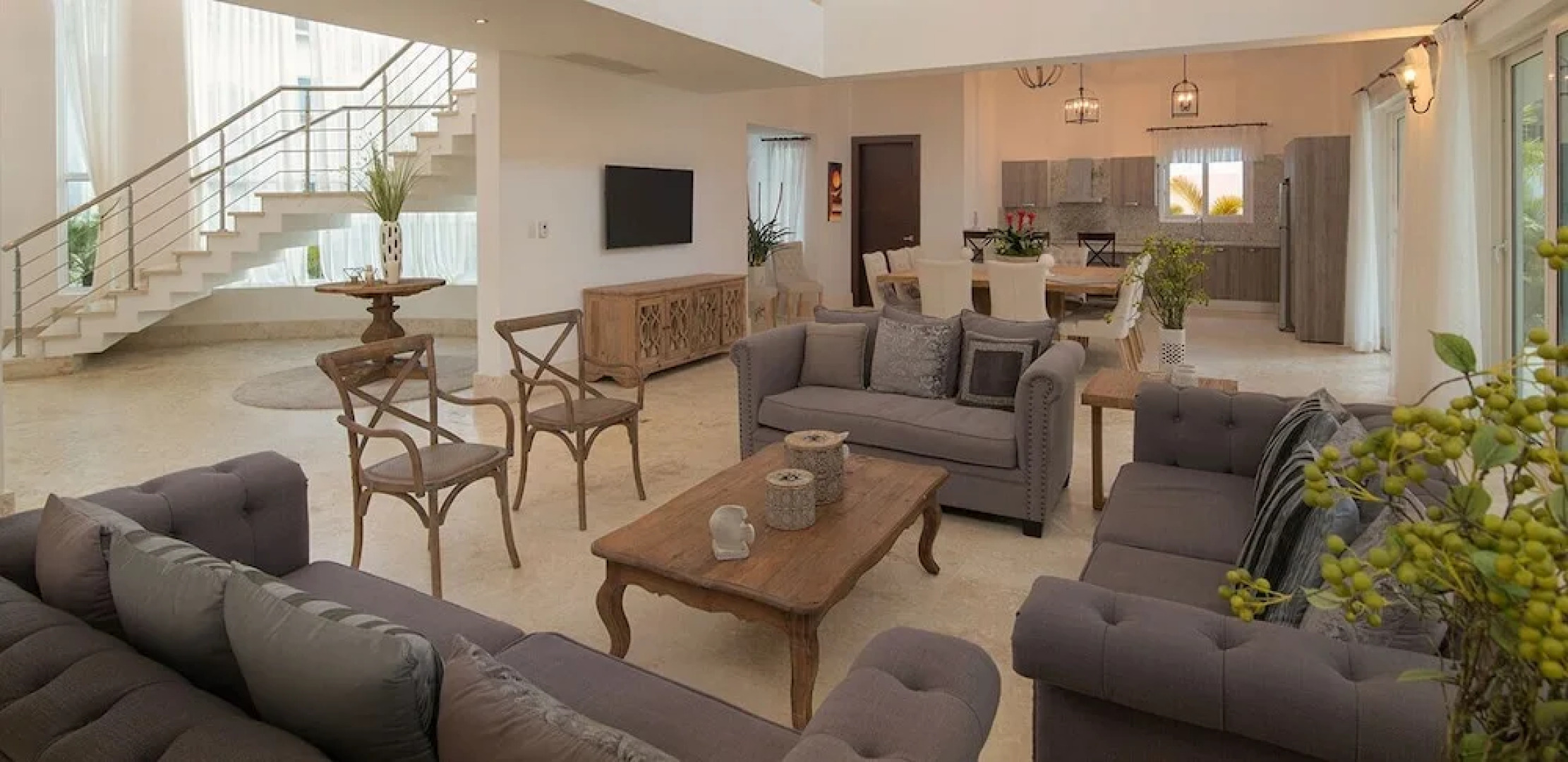 Luxury Villas - Mandatory All-Inclusive