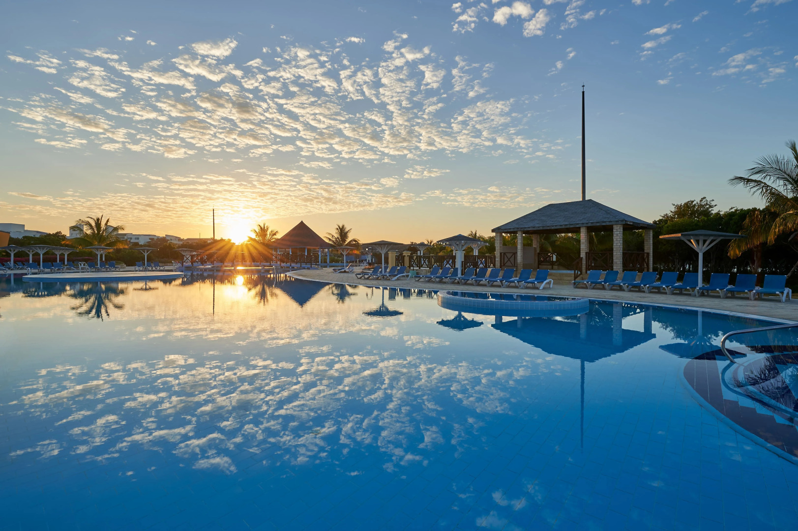 Aston Costa Verde Beach Resort