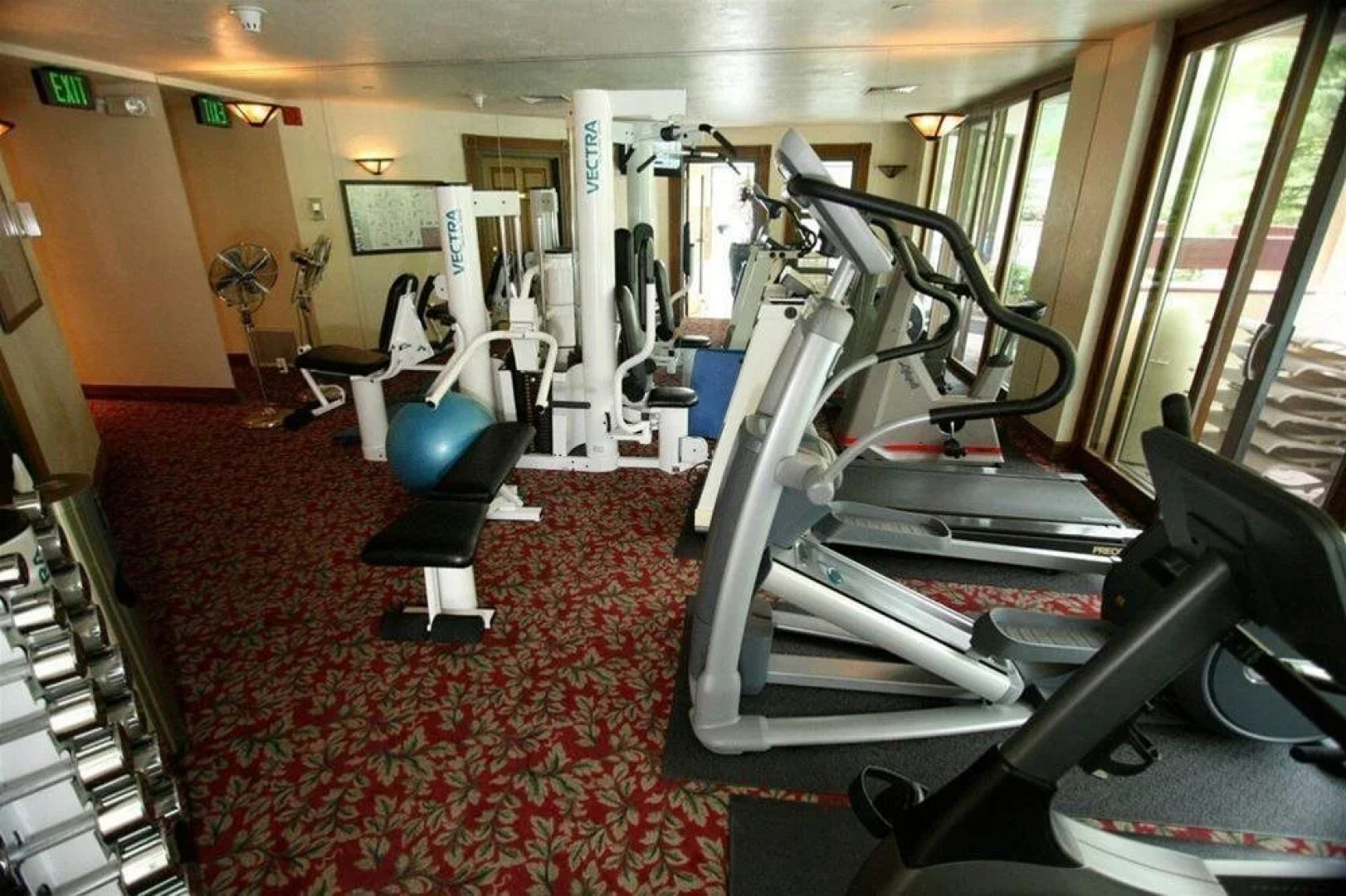 Strawberry Park-Beaver Creek - Superior Condominium Ski-in/Ski-Out