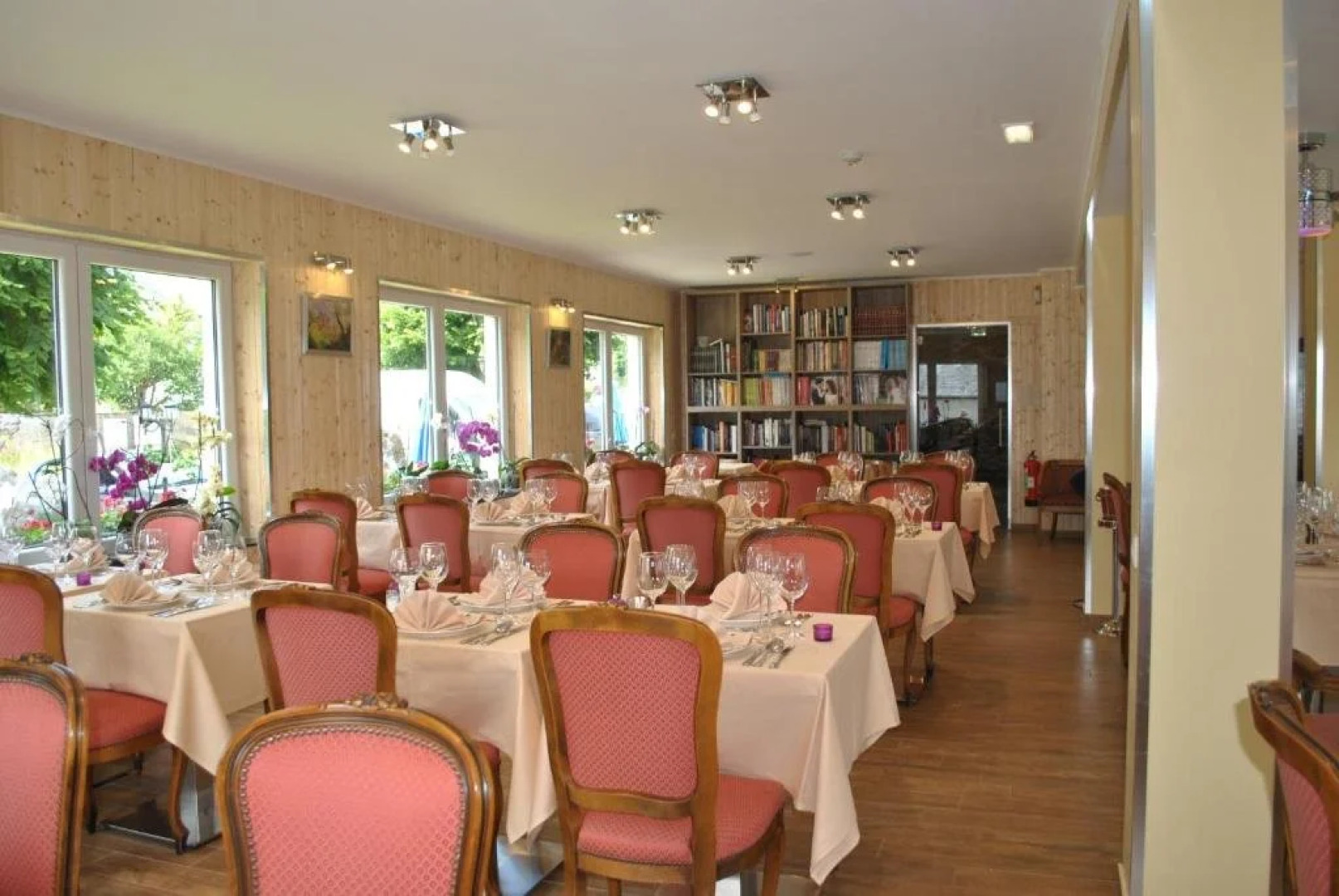 Hotel Aux Beaux Rivages En Gaume