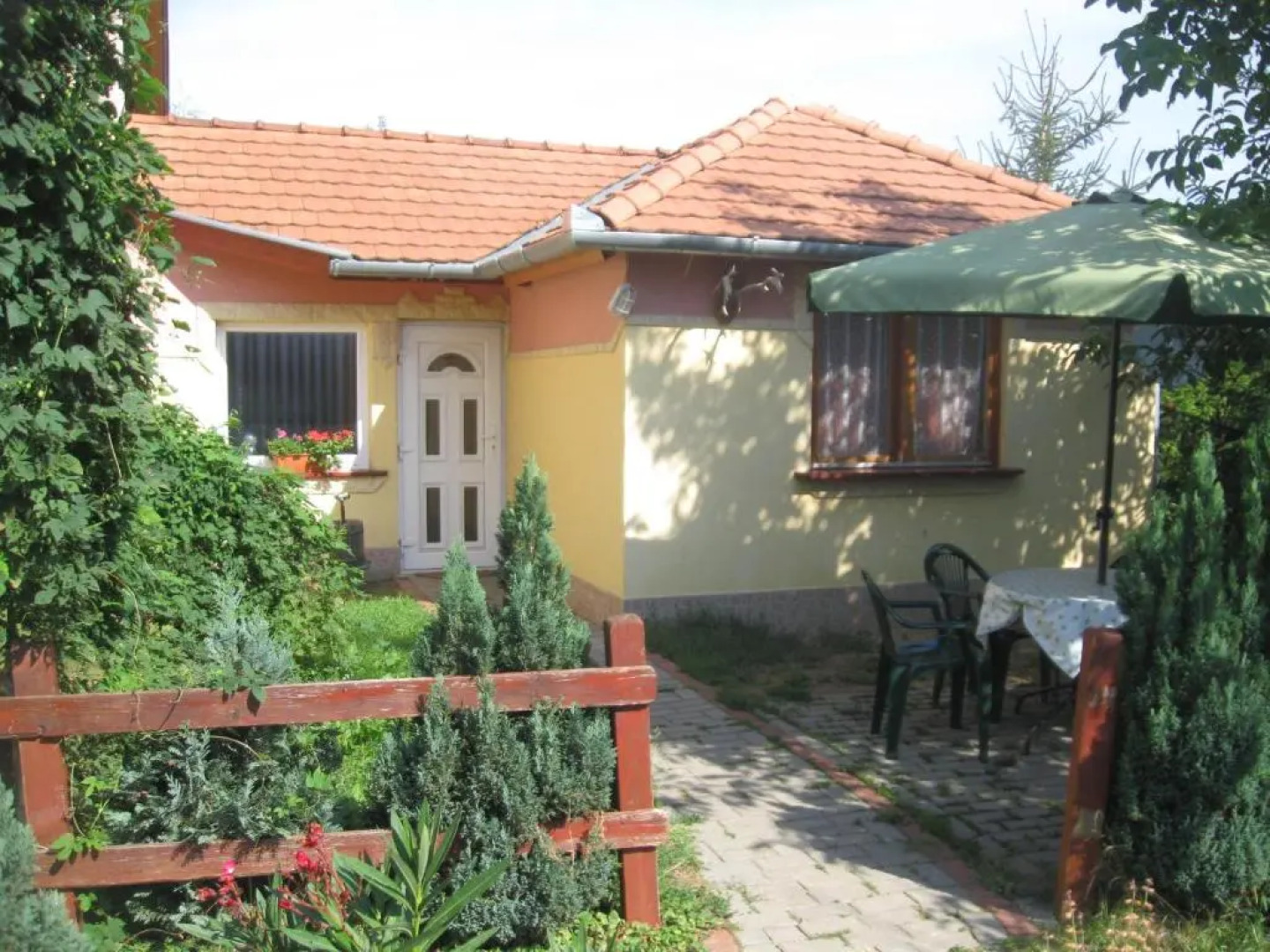 Négy Évszak Vendégház