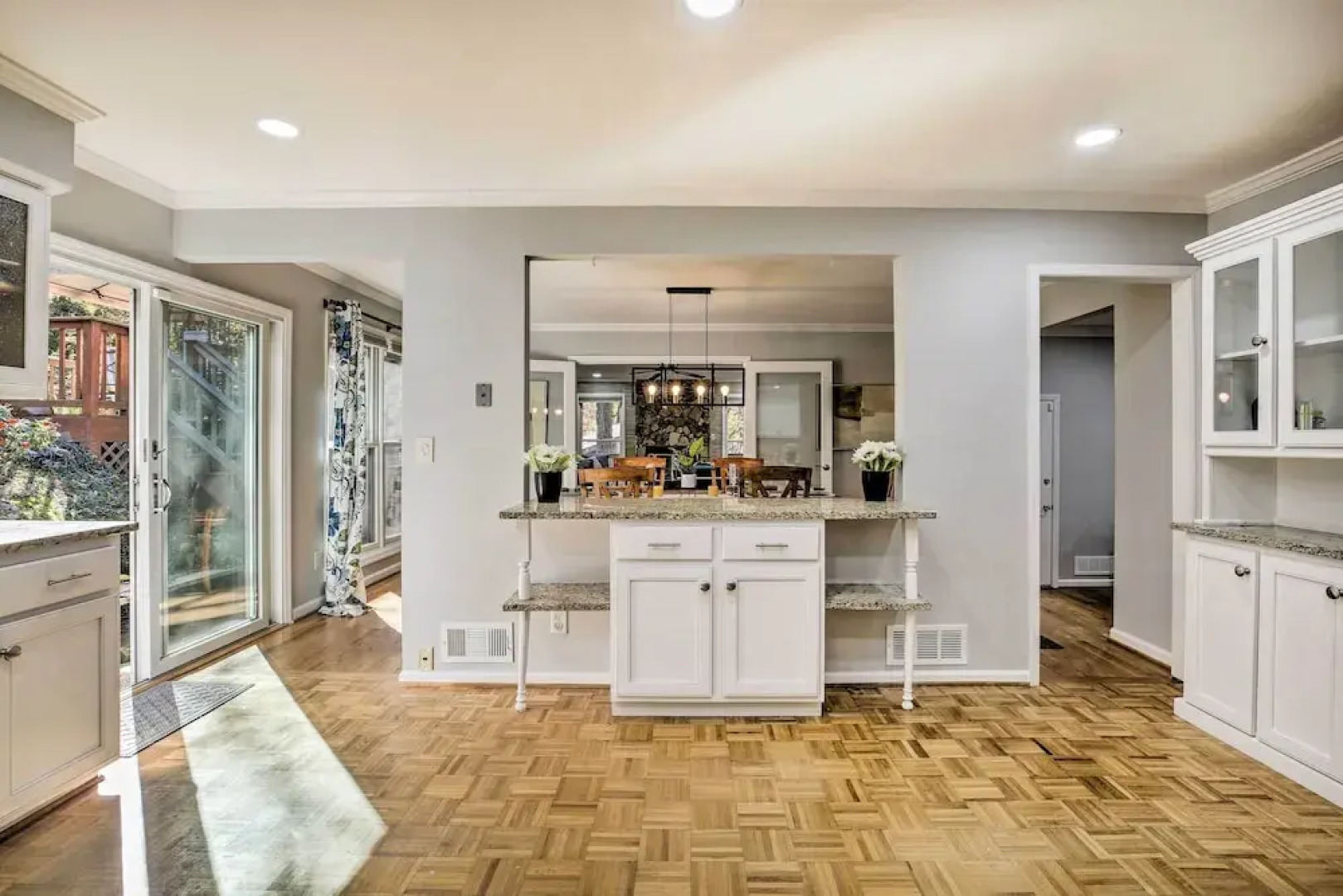 Hilltop Marietta Apt w/ Custom Design & Decor!