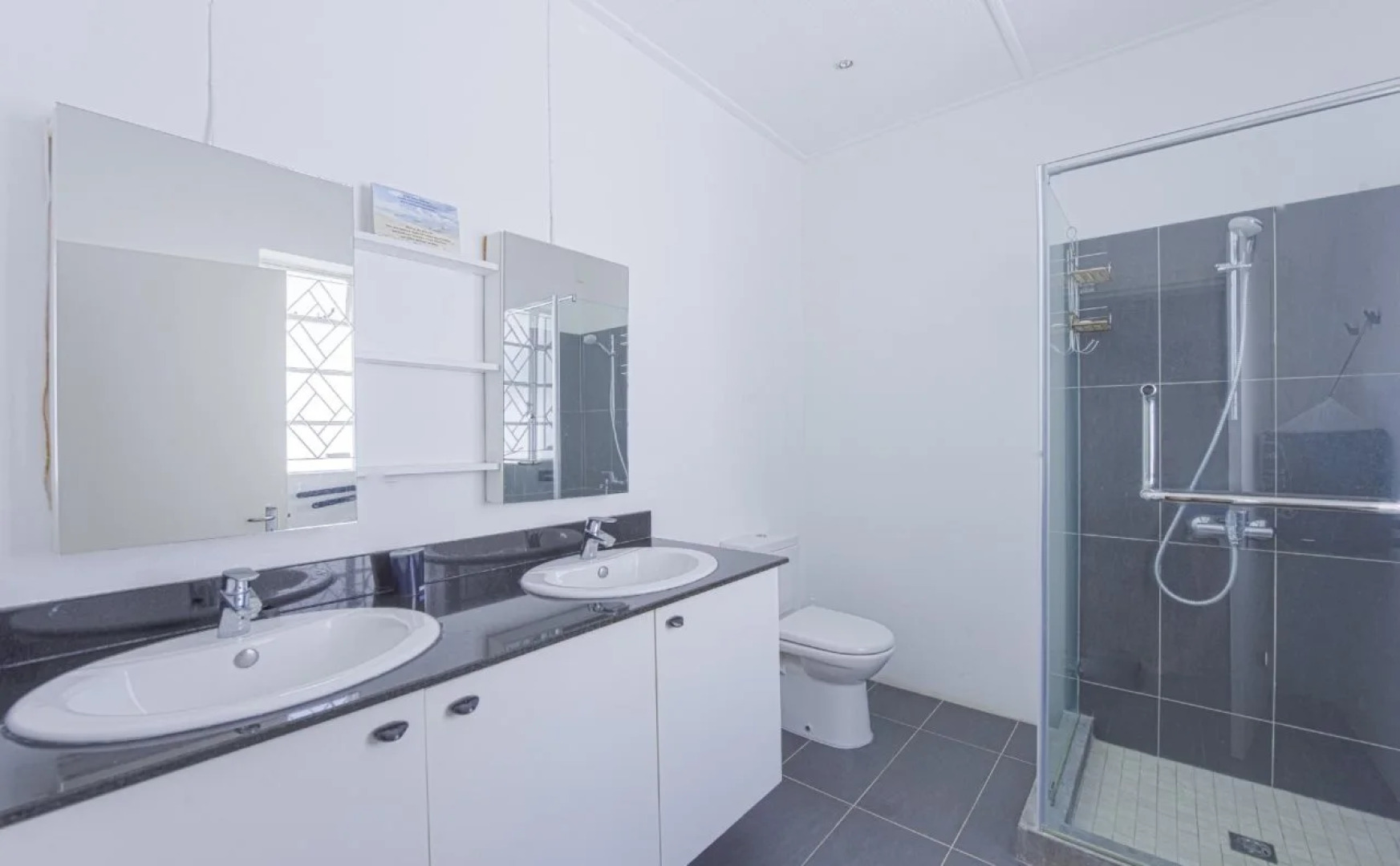 La Case Creole Beachfront Villa by StayMauritius