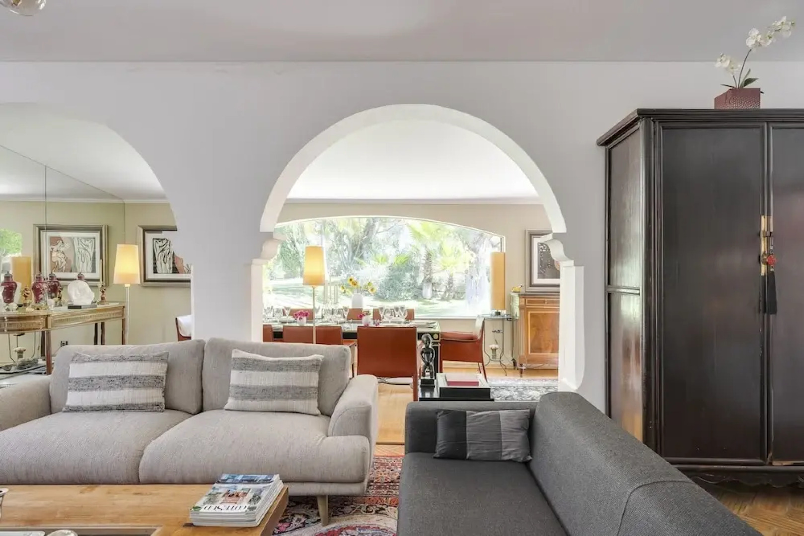 Villa Oasis by Cadenzalux