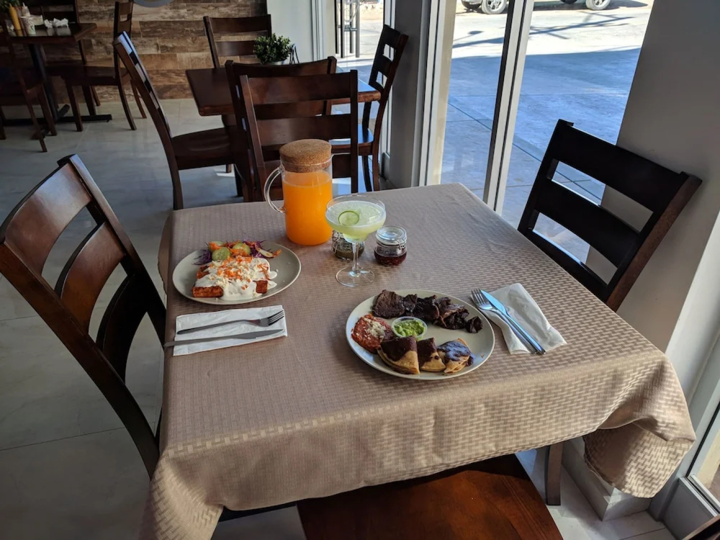 California Comfort and Suites