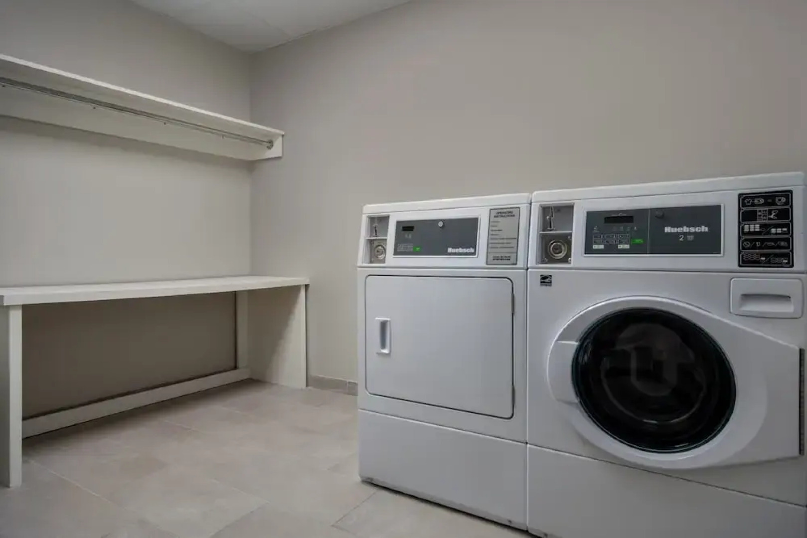 Holiday Inn Express & Suites Muskegon - Grand Haven by IHG