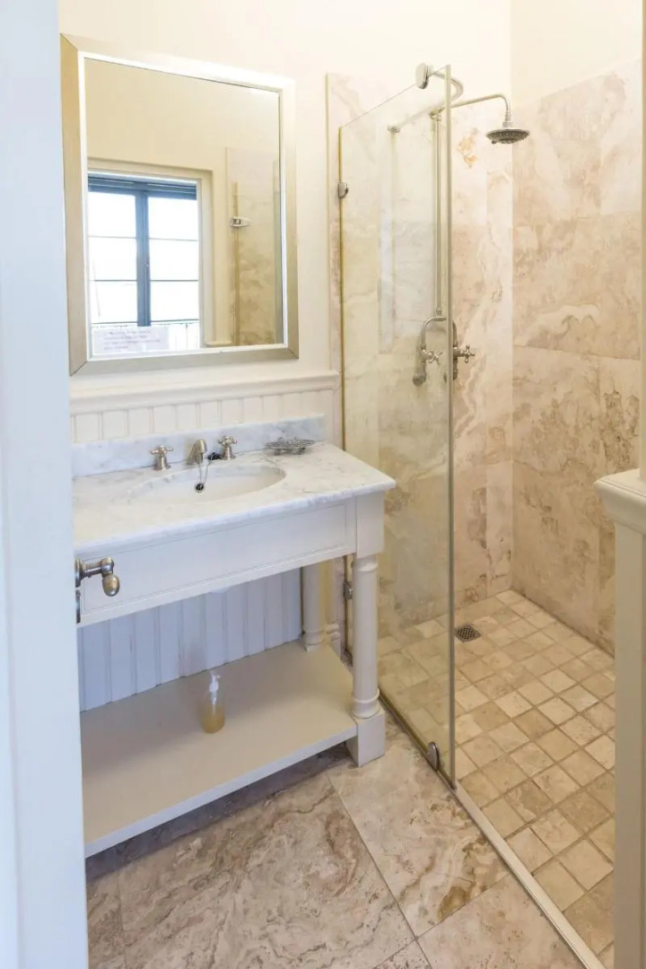 The Majestic Apartments