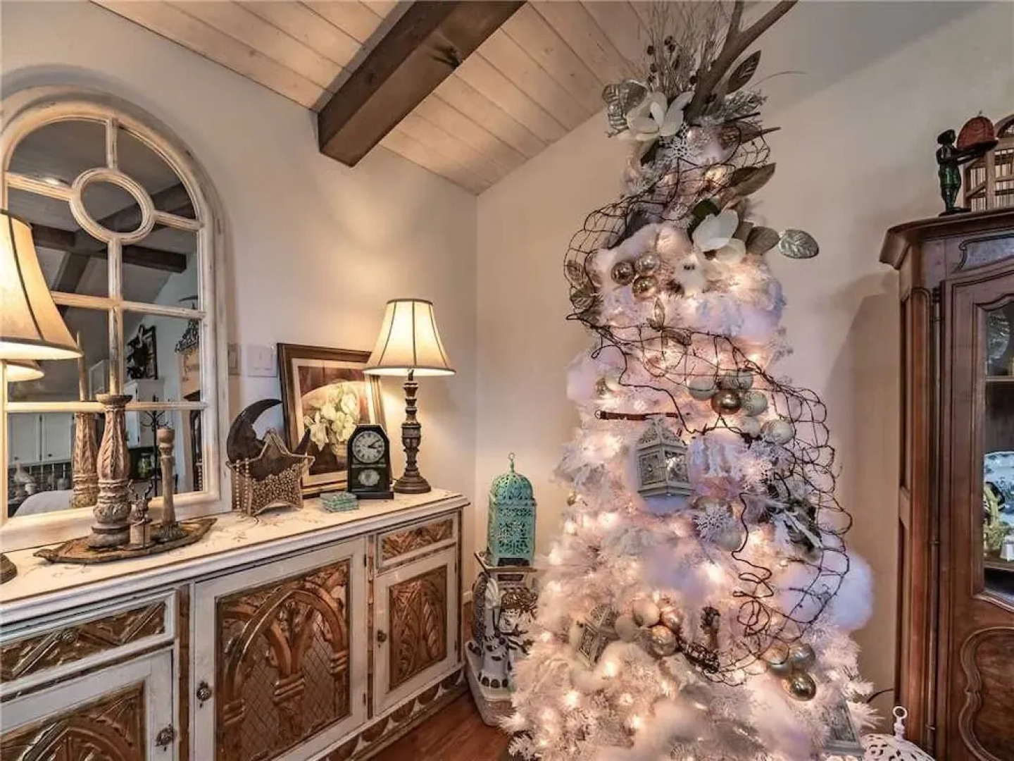 Bella Luna Cottage - Three Bedroom Cabin