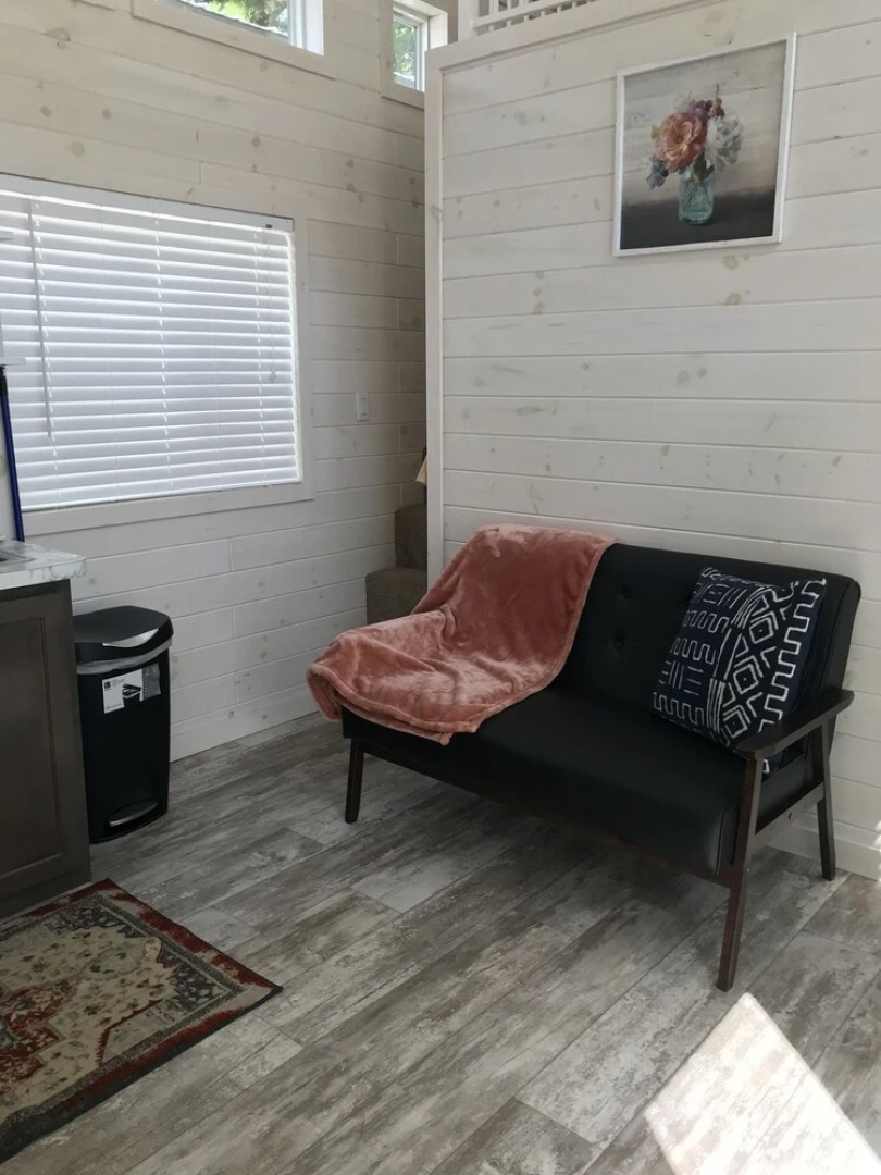 Lakefront Property Two Bedroom Cabin #37 at Long Cove Resort by Redawning